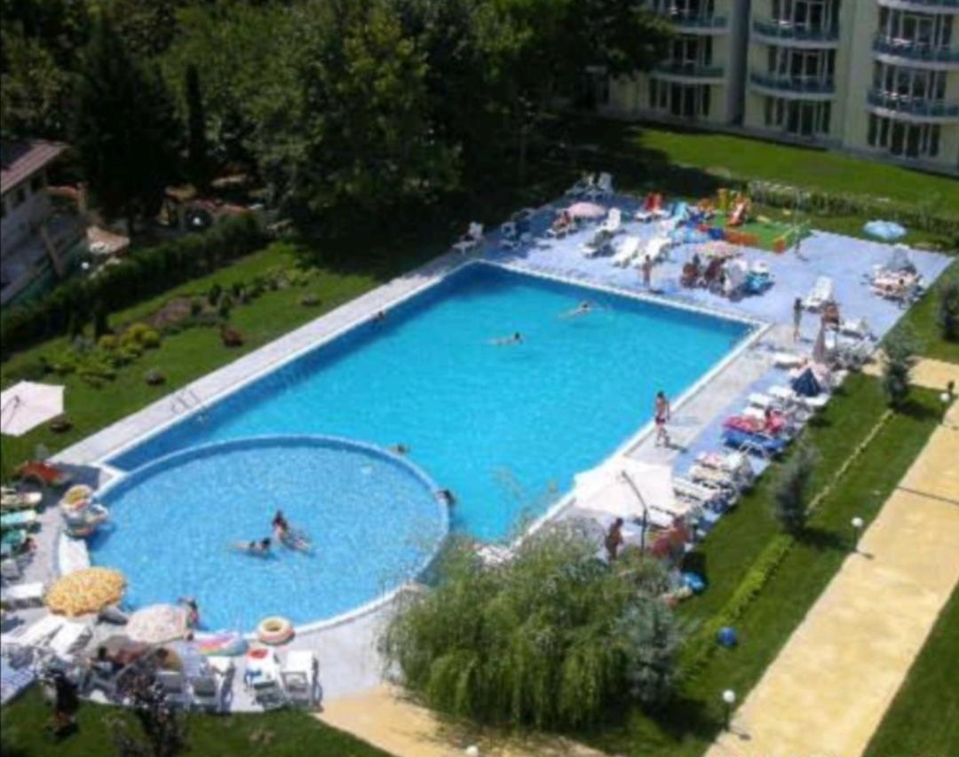 Oazis Cozy Beach Apartment ラヴダ エクステリア 写真