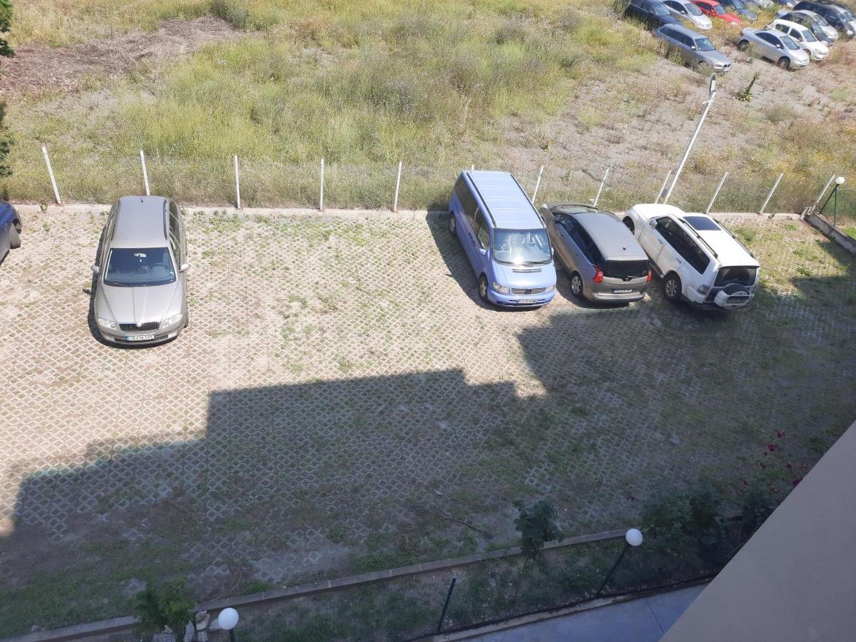 Oazis Cozy Beach Apartment ラヴダ エクステリア 写真