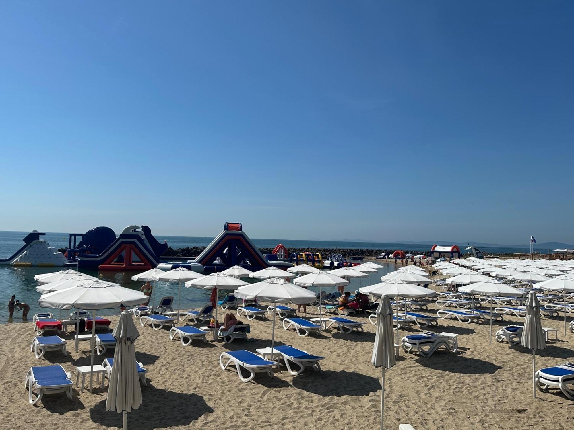 Oazis Cozy Beach Apartment ラヴダ エクステリア 写真