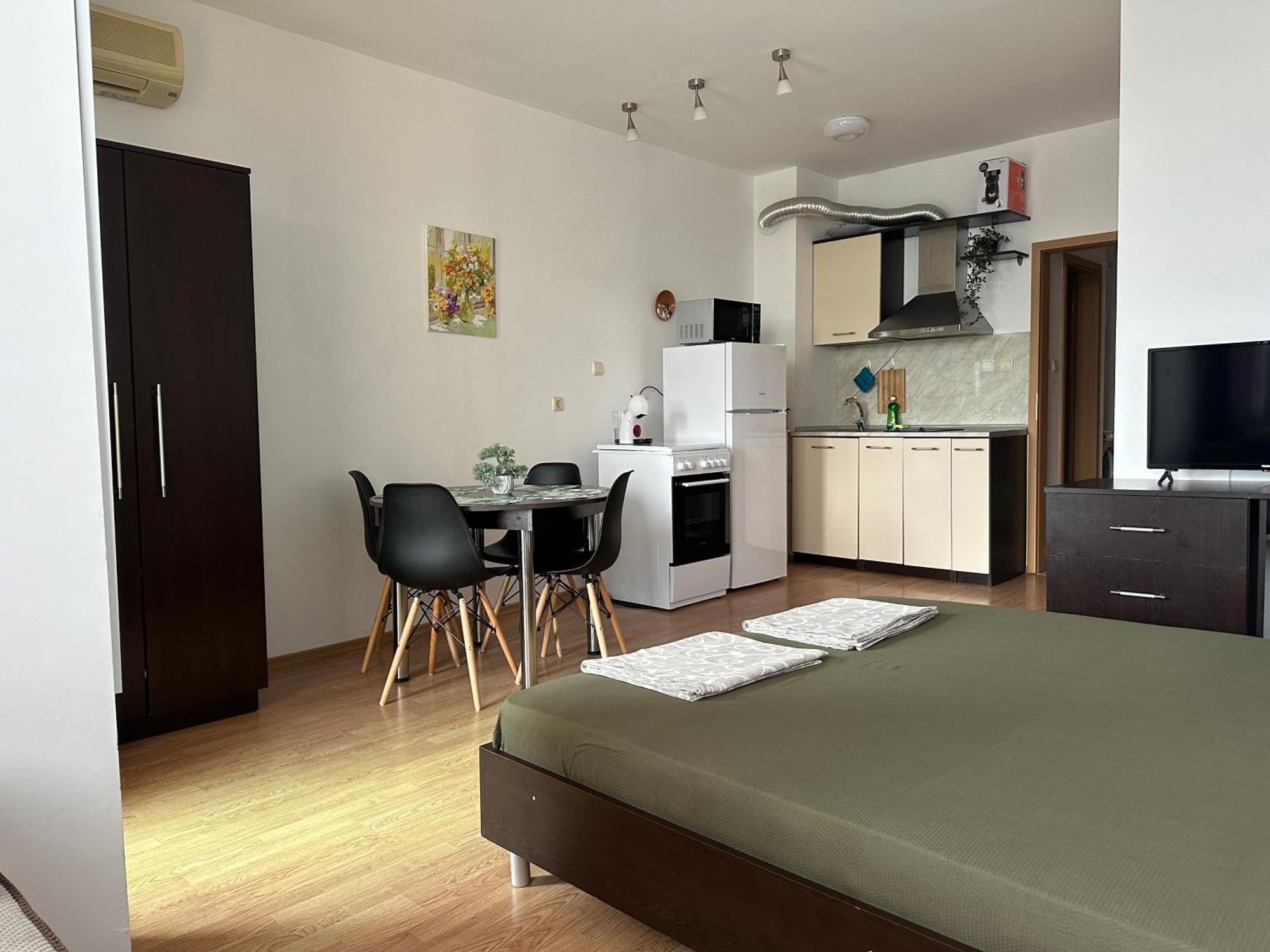 Oazis Cozy Beach Apartment ラヴダ エクステリア 写真