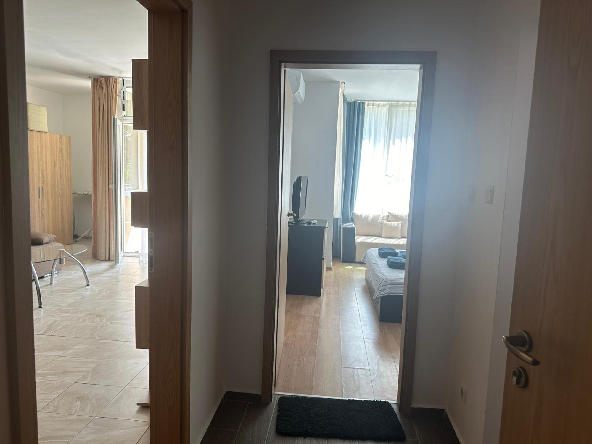 Oazis Cozy Beach Apartment ラヴダ エクステリア 写真