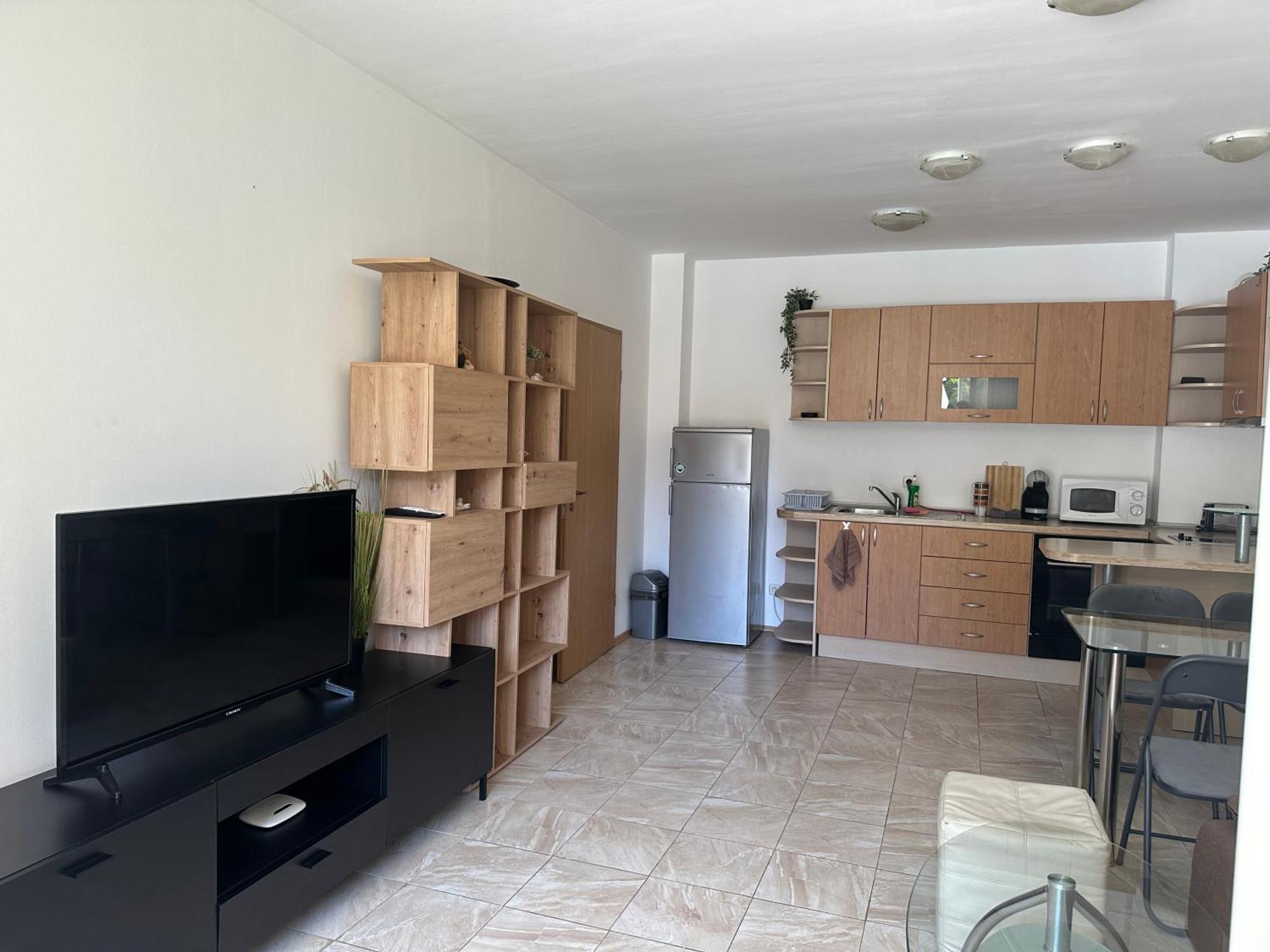 Oazis Cozy Beach Apartment ラヴダ エクステリア 写真